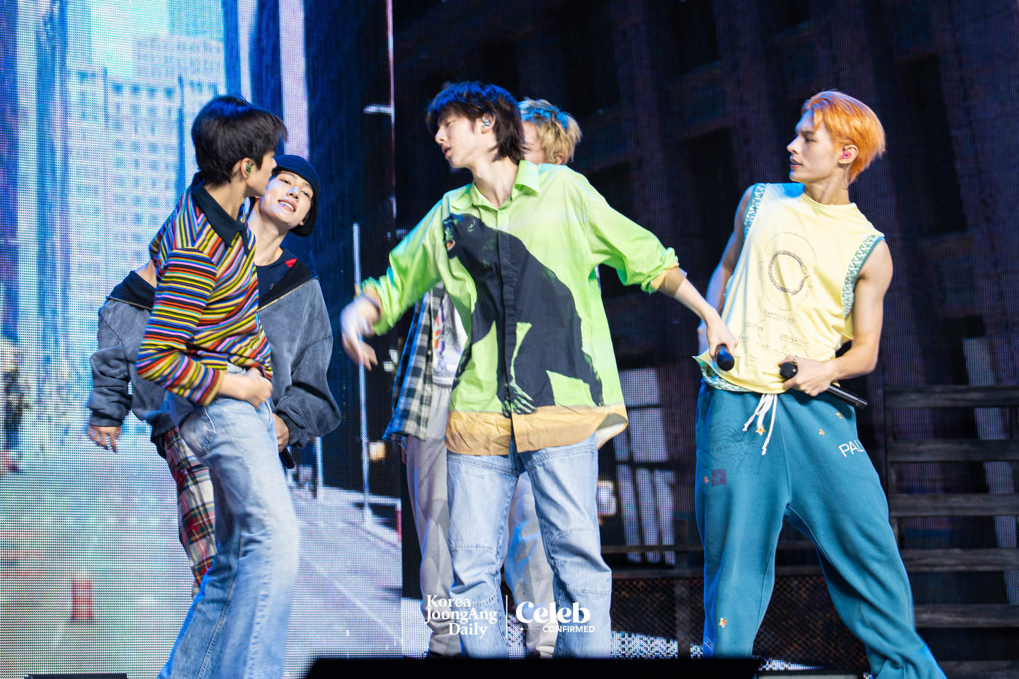 Boy band Cortis performs B-side “GO!” during a showcase for the release of its first EP, ″Color Outside the Lines,″ at the Blue Square in central Seoul on Aug. 18. [DANIELA GONZALEZ PEREZ]