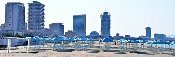 A promotional image released by North Korea's Korean Central News Agency for the Wonsan-Kalma Coastal Tourist Zone, a newly opened tourist site in North Korea [NEWS1]