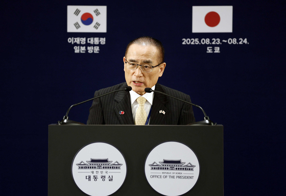 National Security Adviser Wi Sung-lac speaks at a press briefing on the results of President Lee Jae Myung's visit to Japan in Tokyo on Aug. 24. [JOINT PRESS CORPS] 