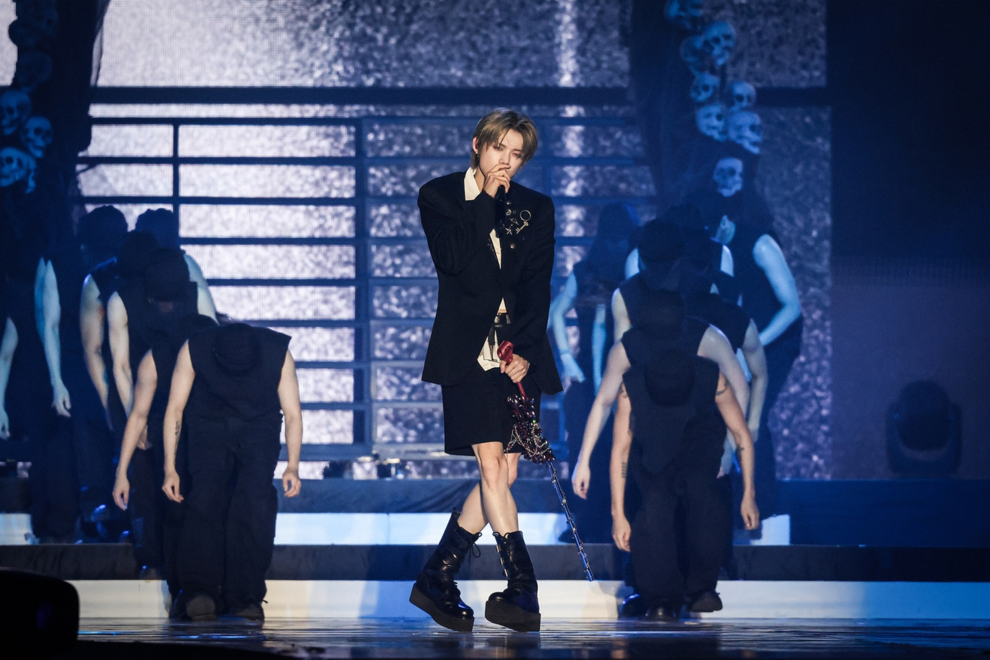Boy band Tomorrow X Together's Yeonjun performs during “Act: Tomorrow,” which kicked off with two shows at Gocheok Sky Dome in western Seoul on Aug. 22 and 23. [BIGHIT MUSIC]