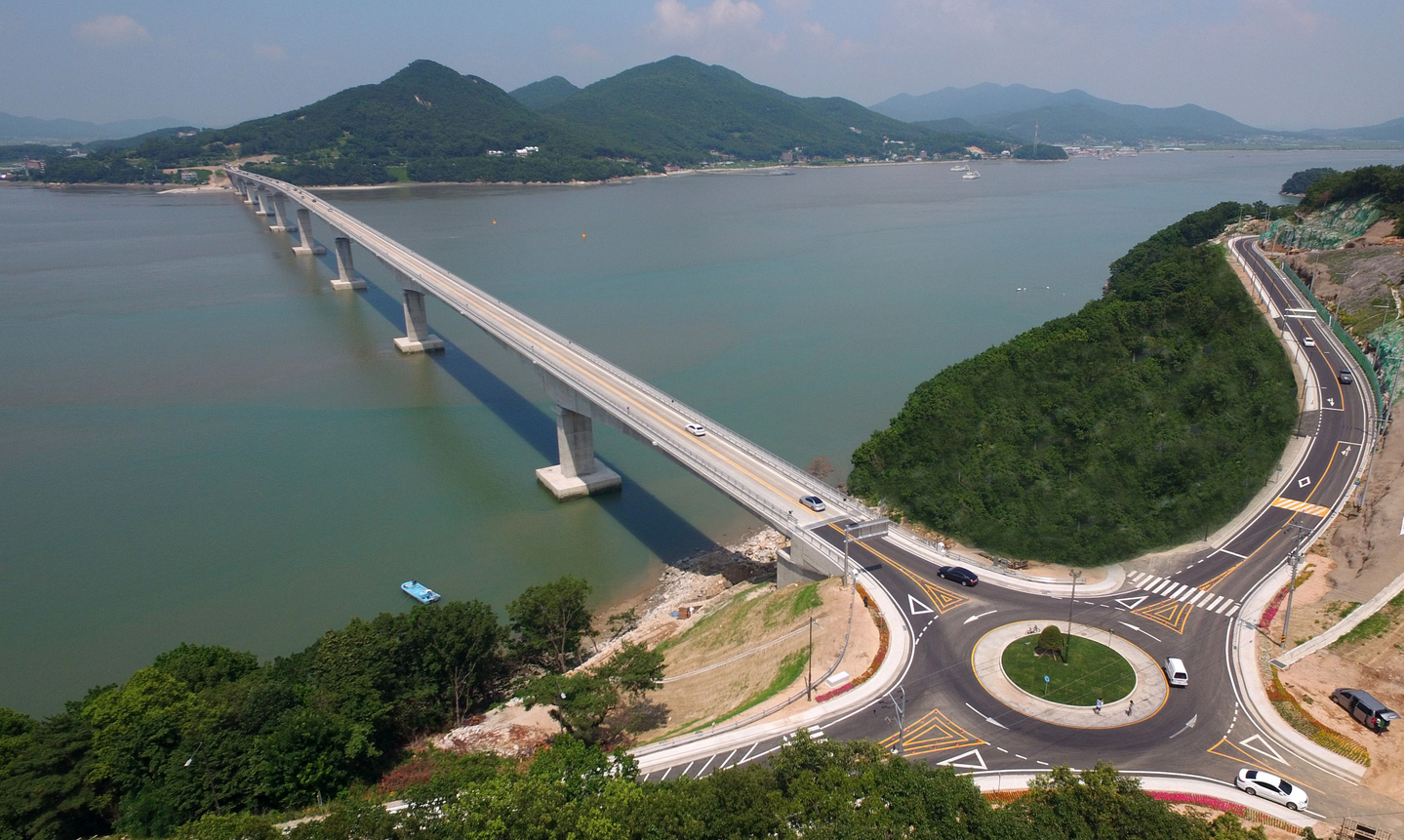 Seongmo Bridge in Samsan-myeon, Ganghwa County, Incheon [GANGHWA COUNTY OFFICE]