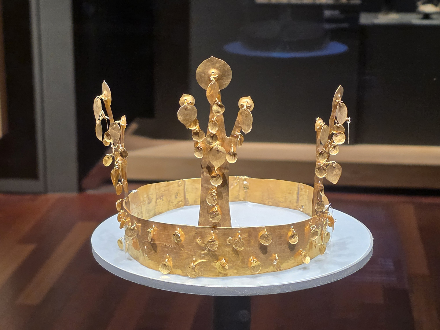 Gyodong Gold Crown [JIN EUN-SOO]