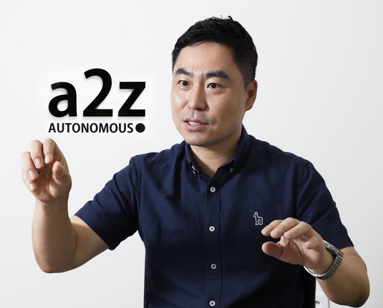 Han Ji-hyeong, founder and CEO of Autonomous A2Z, speaks about his future business plan during an interview with the Korea JoongAng Daily at the company’s headquarters in Anyang, Gyeonggi, on Aug. 20. [PARK SANG-MOON]