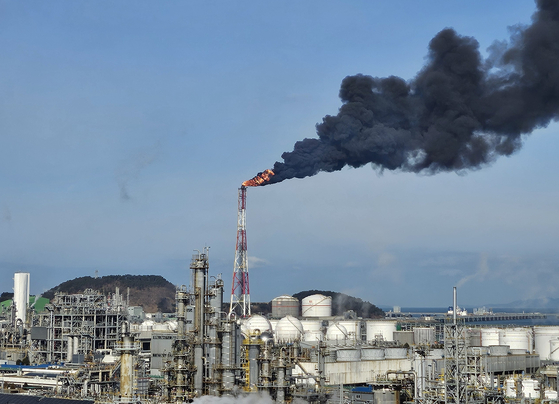 A view of the Daesan Petrochemical Complex in South Chungcheong, home to major petrochemical firms including LG Chem, Lotte Chemical and HD Hyundai Chemical [YONHAP]