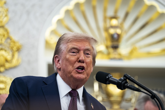 U.S. President Donald Trump speaks during an announcement in the Oval Office at the White House in Washington on Sept. 2. [EPA/YONHAP]