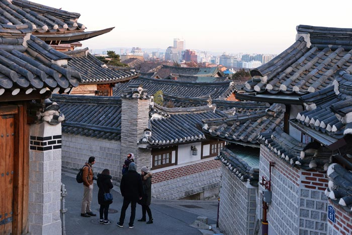 Tourists are at the Bukchon Hanok Village [KOREA TOURISM ORGANIZATION]
