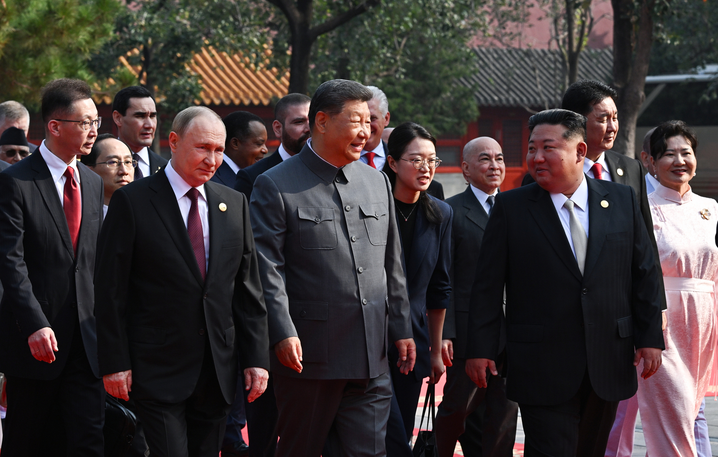 Russian President Vladimir Putin, Chinese President Xi Jinping, North Korean leader Kim Jong-un and heads of foreign delegations arrive to attend a military parade marking the 80th anniversary of the end of the Second Sino-Japanese War, known in China as the War of Resistance against Japanese Aggression, and the end of World War II, at Tiananmen Square in Beijing on Sept. 3, 2025. [EPA/YONHAP]