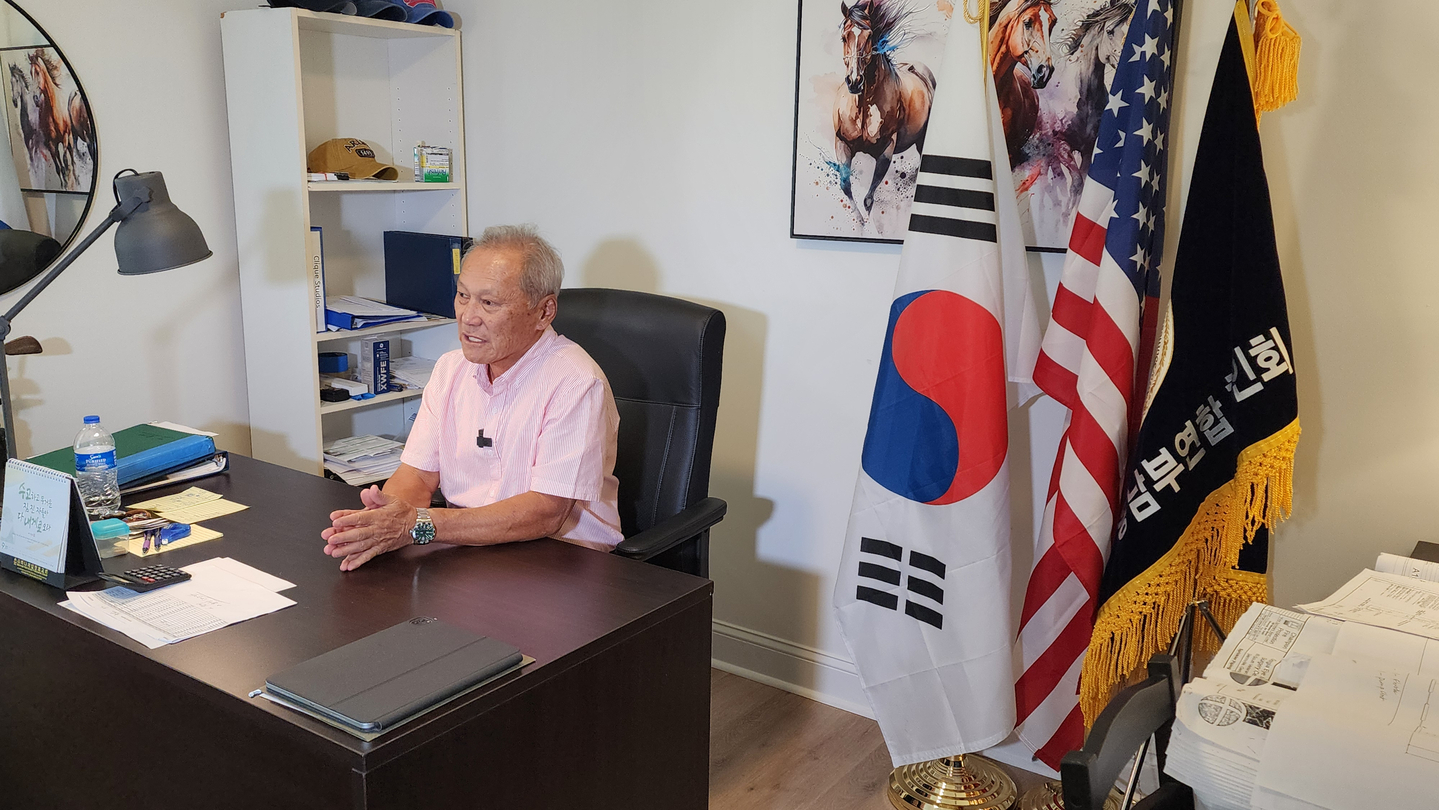 James Rim, president of the Korean American Association of Southeast Georgia, speaks in an interview with the JoongAng Ilbo on Sept. 7 at the guesthouse he operates near a joint battery factory operated by Hyundai Motor Group and LG Energy Solution in Savannah, Georgia. [KANG TAE-HWA] 