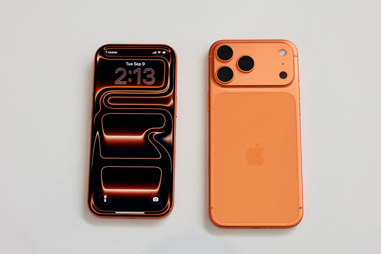 iPhone 17 Pro models are displayed during an Apple's event at the Steve Jobs Theater in Cupertino, California, U.S. Sept. 9. [REUTERS/YONHAP]