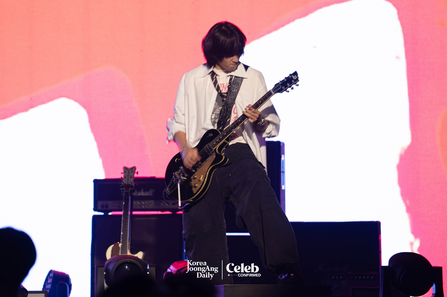 Rock band AxMxP performs lead track “I Did It” during a showcase for the release of its first full-length album, “AxMxP,” at Olympic Hall in southern Seoul on Sept 10. [DANIELA GONZALEZ PEREZ]