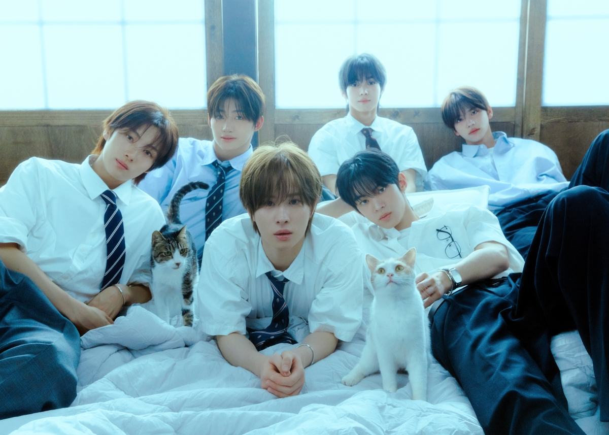Boy band TWS [PLEDIS ENTERTAINMENT]