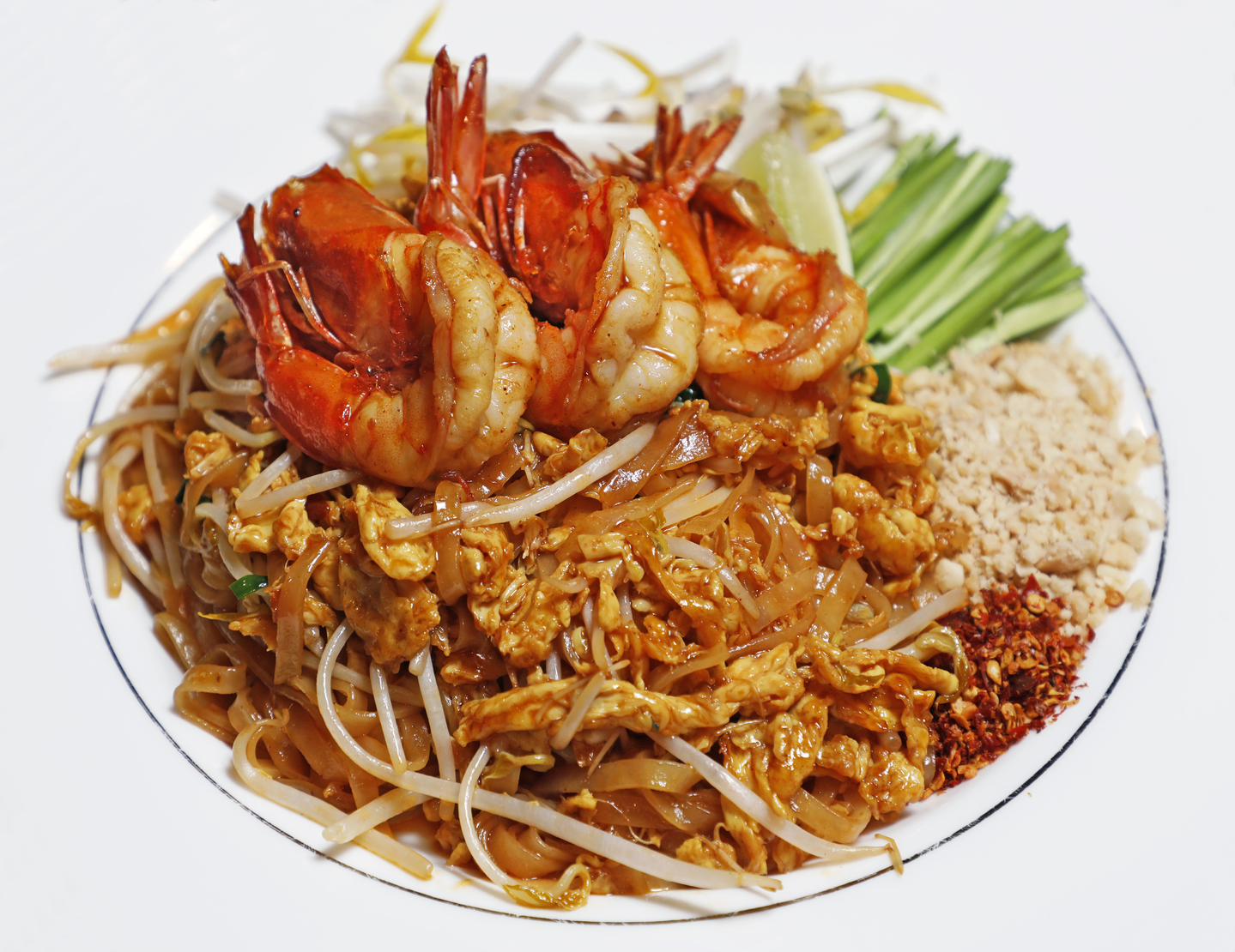 Pad thai served at Zaab E Lee [PARK SANG-MOON]