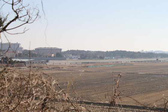 The tidal flat near the proposed site of Saemangeum International Airport [JOONGANG ILBO]