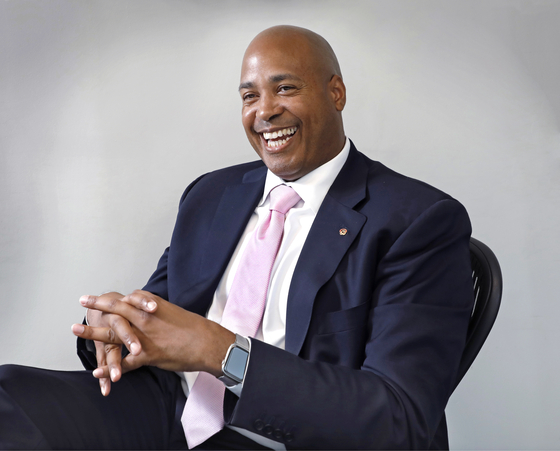 Hanwha Defense USA President and CEO Mike Smith speaks during an interview with the Korea JoongAng Daily at the Hanwha Building in central Seoul. [PARK SANG-MOON]