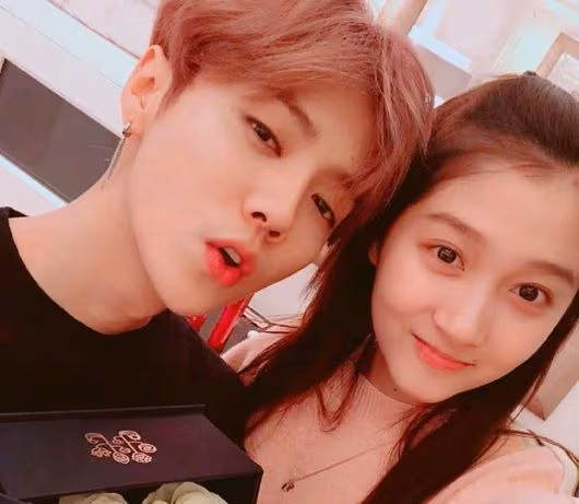 Former EXO member Luhan, left, and Chinese actor Guan Xiaotong [SCREEN CAPTURE]
