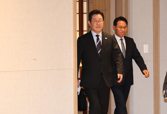 President Lee Jae Myung presides enters a venue at the presidential office in Yongsan, central Seoul for an appointment ceremony on Sept. 9. [JOINT PRESS CORPS]