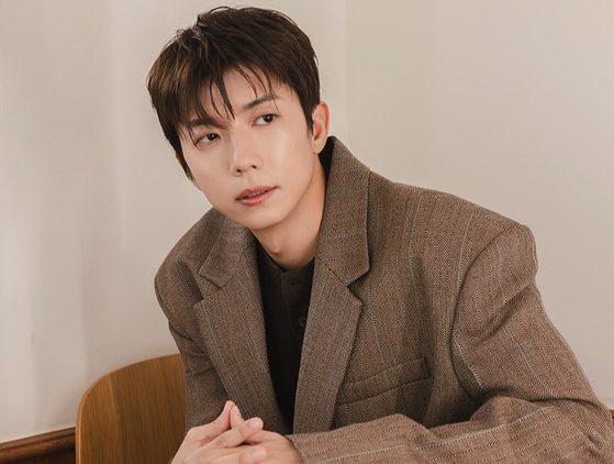 Singer Jang Woo-young of 2PM [JYP ENTERTAINMENT]
