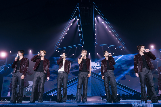 Riize performs at a concert at Tokyo Dome in Tokyo. [SM ENTERTAINMENT]
