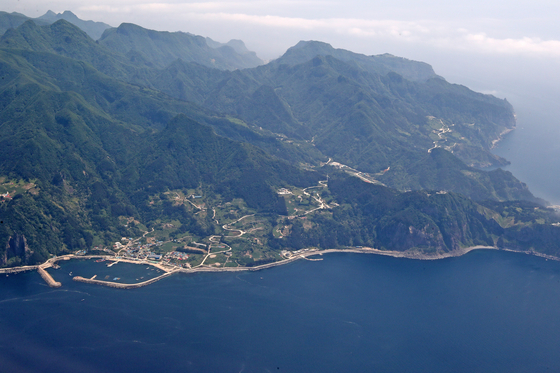 A bird’s-eye view of Ulleung Island on May 15, 2023 [YONHAP] 