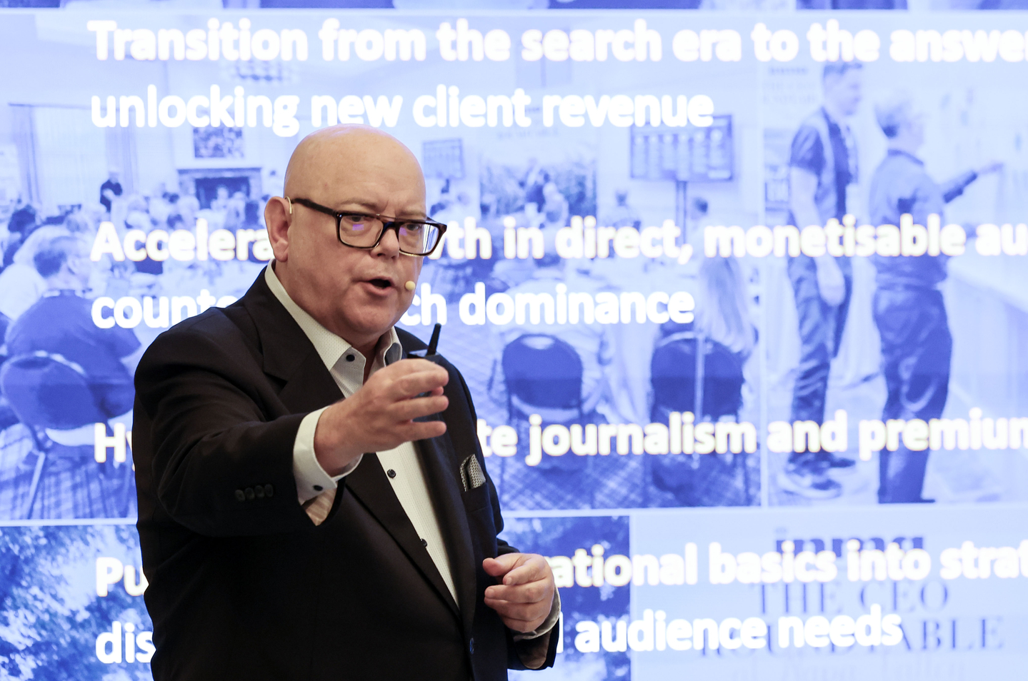 Earl Wilkinson, executive director and CEO of the INMA, speaks at the the JoongAng 60th Anniversary Global Media Conference held at Lotte Hotel in central Seoul on Wednesday. [JOONGANG ILBO]