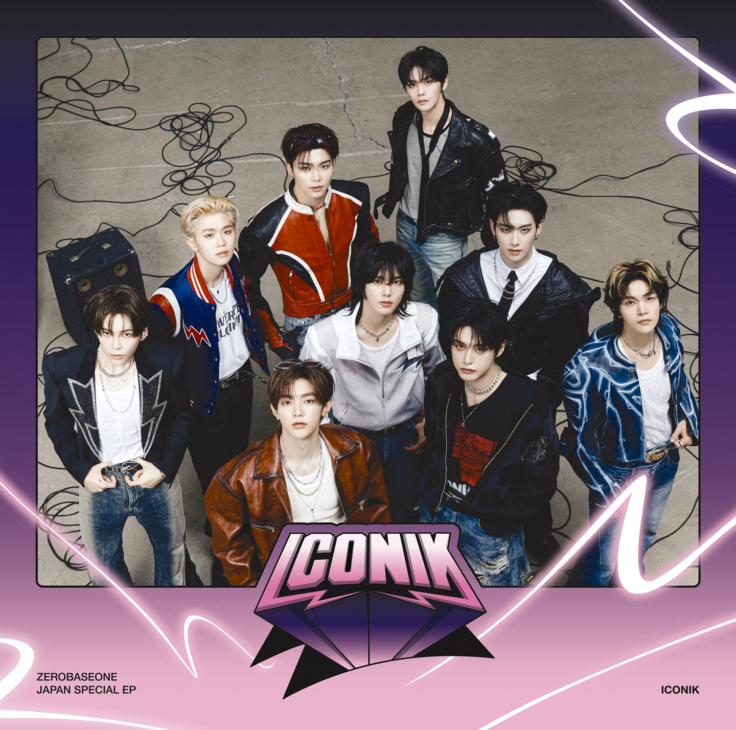 Album cover for ZeroBaseOne's Japanese EP ″Iconik″ [WAKEONE ENTERTAINMENT]