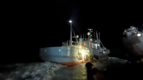 A Korea Coast Guard ship patrolling the Yellow Sea in search of illegal Chinese vessels [KOREA COAST GUARD]