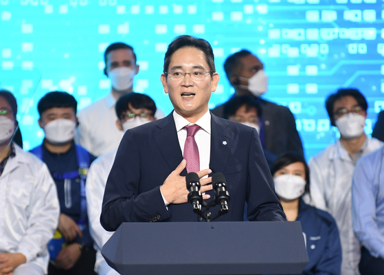 Samsung Electronics Chairman Lee Jae-yong speaks during a press conference following U.S. President Joe Biden's visit at the Samsung Electronics Pyeongtaek Campus in Pyeongtaek, Gyeonggi, in May 2022. [EPA/YONHAP]