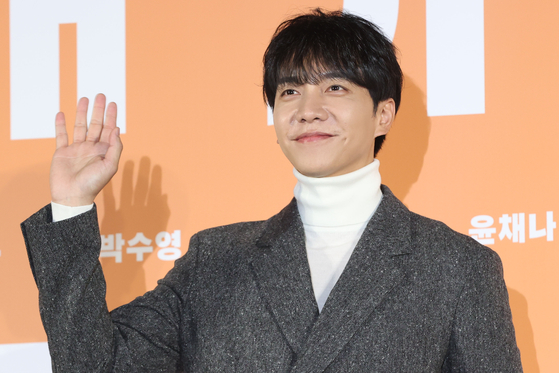Singer and actor Lee Seung-gi [YONHAP]