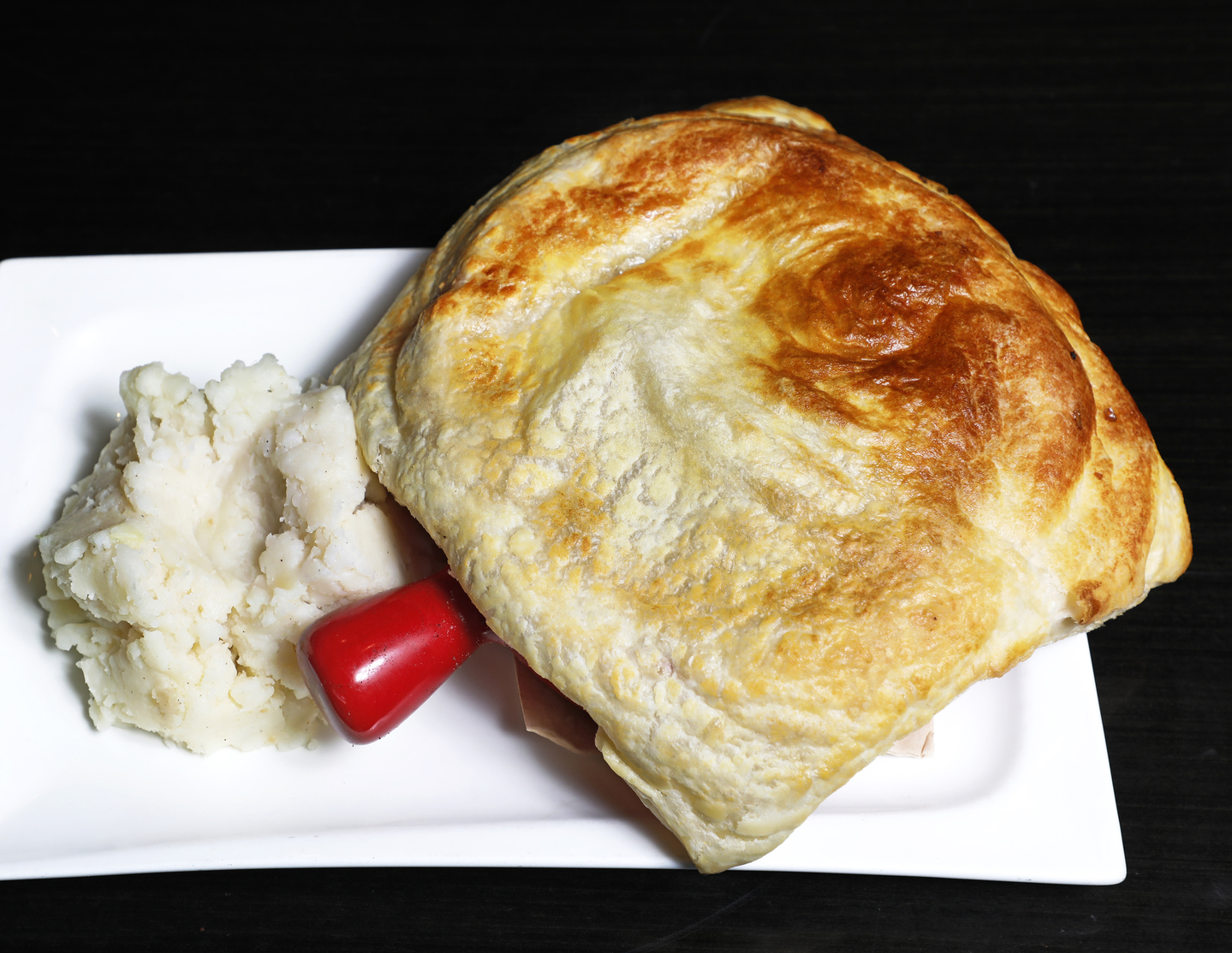 Guinness Beef Pie served at The Craic House [PARK SANG-MOON]