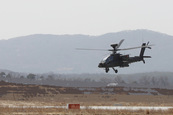 An Apache helicopter is seen in this file photo from March 13. [YONHAP]