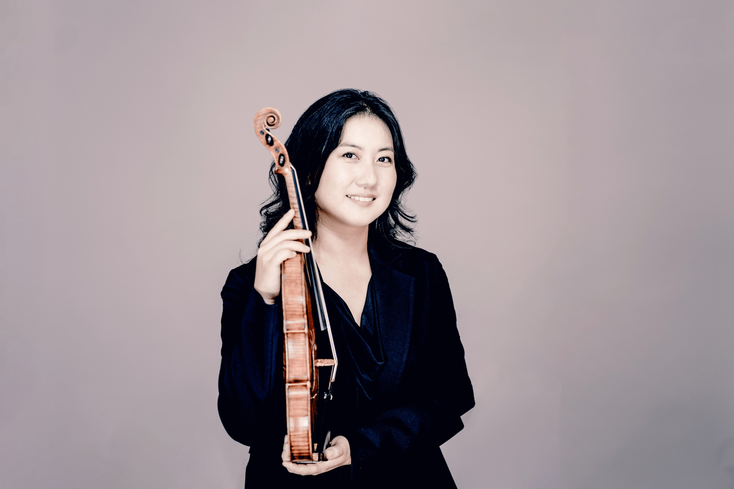 Violinist Hannah Cho [HANNAH CHO] 