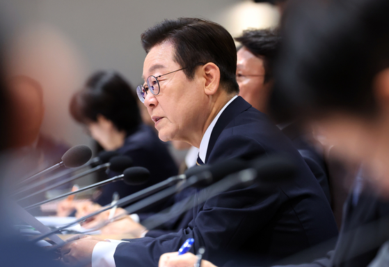 President Lee Jae Myung speaks during a Cabinet meeting at the presidential office in Yongsan, central Seoul, on Sept. 30. [YONHAP]