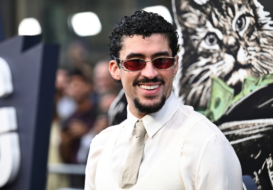 Benito Antonio Martinez Ocasio, known by his stage name Bad Bunny, attends the premiere of ″Caught Stealing″ at Regal Union Square on Aug. 26 in New York. [AP/YONHAP]