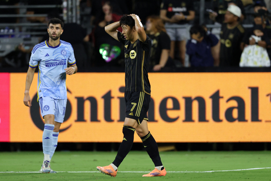 LAFC forward Son Heung-Min reacts after missing a shot in the first half against Atlanta United FC at BMO Stadium in Los Angeles on Oct. 5. [REUTERS/YONHAP]