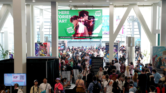 Anime and webtoon fans line up to participate in Naver's webtoon entertainment booth at LA Anime Expo 2025 at Los Angeles Convention Center in July. [NAVER WEBTOON]