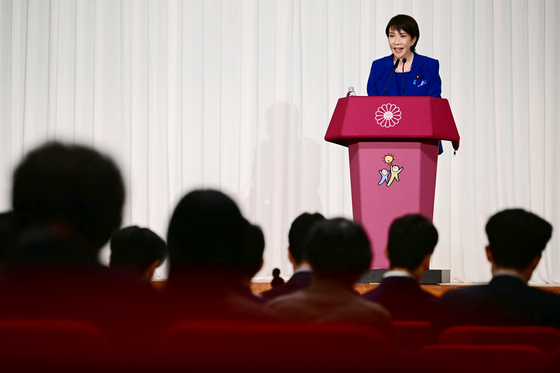 Sanae Takaichi, the newly-elected leader of Japan's ruling party, the Liberal Democratic Party (LDP), attends a press conference after the LDP presidential election in Tokyo Saturday, Oct. 4, 2025. [AP/YONHAP]
