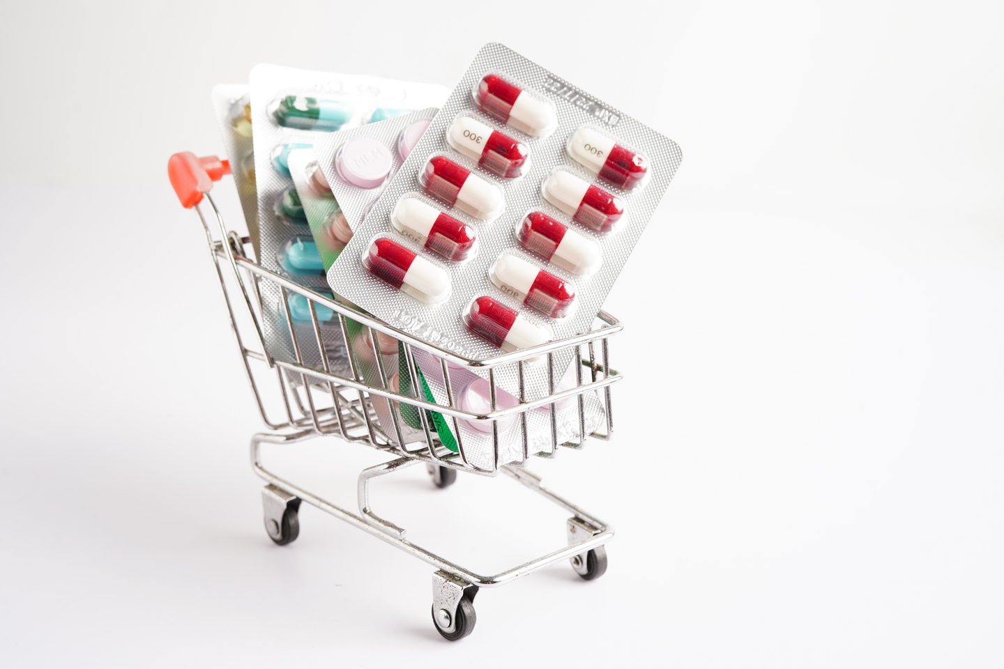 Shopping cart with drug prescriptions from a pharmacy. Image is unrelated to the story. [GETTY IMAGES BANK]