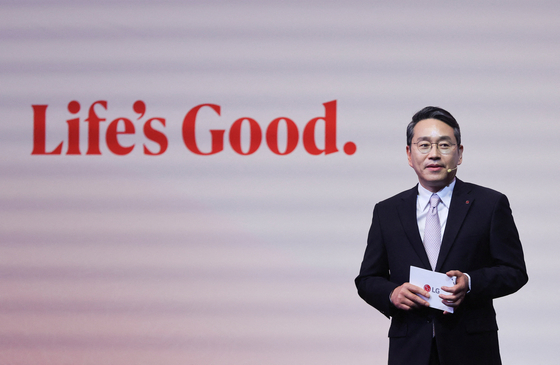 CEO of LG Electronics William Cho speaks during the listing ceremony of LG Electronics India Limited's Initial Public Offering (IPO) at the National Stock Exchange (NSE) in Mumbai, India, on Oct. 14. [REUTERS/YONHAP]