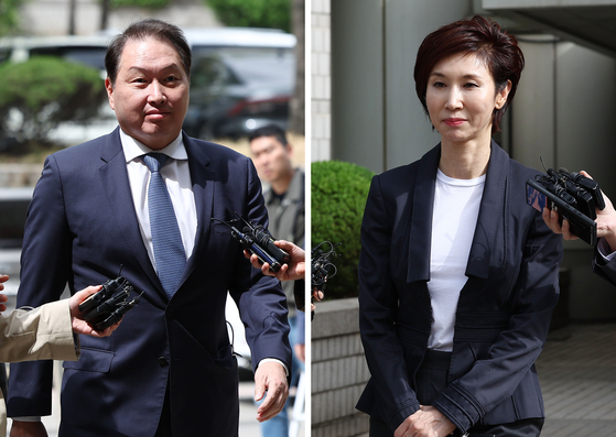SK Group Chairman Chey Tae-won, left, and Roh Soh-yeong, his estranged wife and daughter of former President Roh Tae-woo, arrive at the Seoul High Court in Seocho District, southern Seoul, on April 16, 2024 for an appeals hearing in their divorce case. [YONHAP]