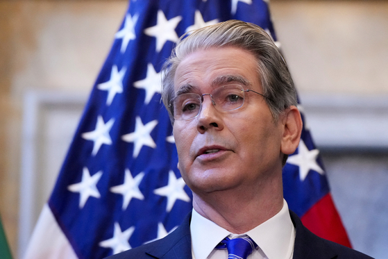 U.S. Treasury Secretary Scott Bessent speaks as he and U.S. Trade Representative Jamieson Greer hold a press conference on the sidelines of the IMF/World Bank annual meetings in Washington, D.C., U.S., Oct. 15, 2025. [REUTERS/YONHAP]