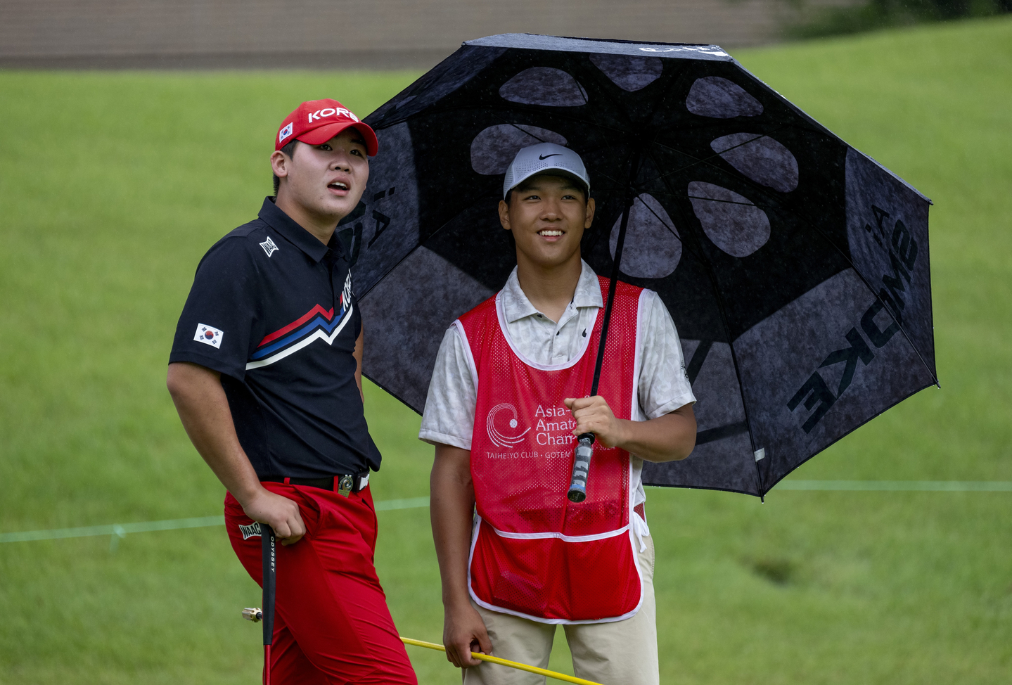 An Seong-hyeon of Korea reacts during the continuation of round 3 at the 2024 Asia-Pacific Amateur Championship at the Taiheiyo Club in Gotemba, Japan, on Oct. 6, 2024. [AAC]
