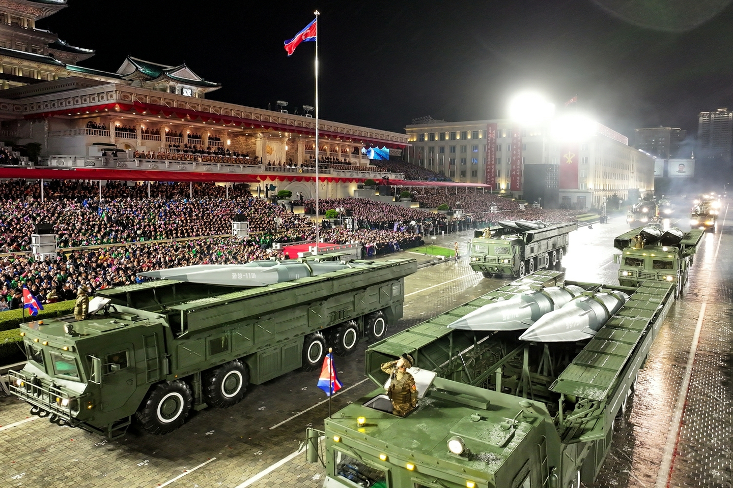 The Rodong Sinmun, the official newspaper of the North Korean Workers’ Party, reports on Oct. 11 that a military parade celebrating the party’s 80th anniversary took place the previous day at Kim Il Sung Square in Pyongyang and feaatured the new hypersonic short-range ballistic missile, the Hwasong-11Ma. [NEWS1]