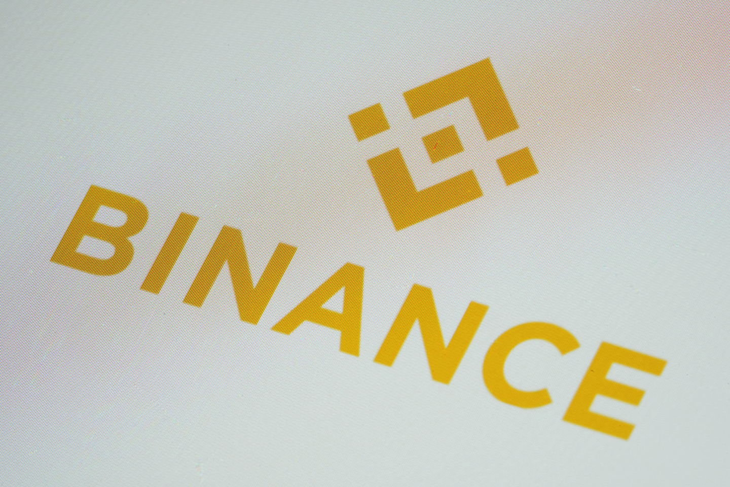 The Binance app icon is seen on a smartphone, Tuesday, Feb. 28, 2023. [AP/YONHAP]