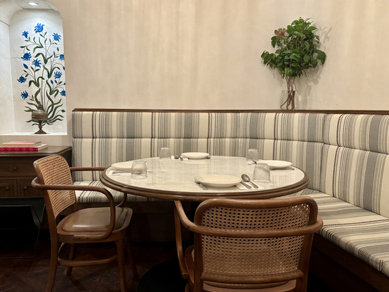 Interior of Indica in Yongsan District, central Seoul [LEE JIAN]