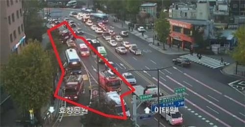 A coolant leakage incident happened near Samgakji Station in central Seoul, shown in red in the image, on the morning of Oct. 28, injuring one bus passenger. [SCREEN CAPTURE]