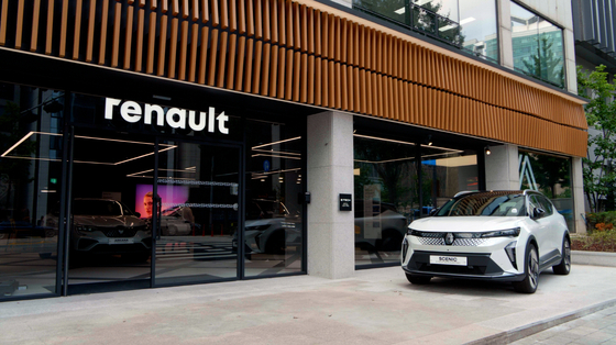 Exterior view of Renault Korea’s newly renovated showroom in Gangnam District, southern Seoul [RENAULT KOREA]