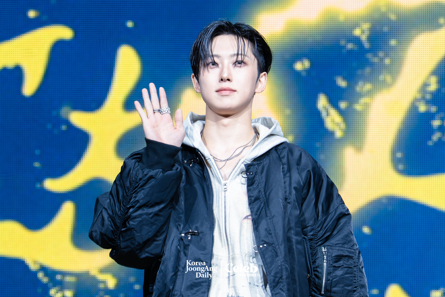 &TEAM’s Fuma poses for photos during a showcase for the release of the band’s EP, ″Back to Life,″ at the Blue Square in central Seoul on Oct. 28. [DANIELA GONZALEZ PEREZ]