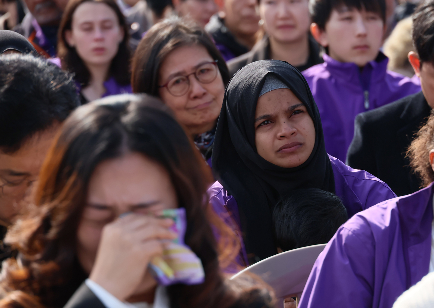 Families of victims of the Oct. 29, 2022 Itaewon crowd crush are seen attending a memorial ceremony held at Gwanghwamun Square in Jongno District, central Seoul on Oct. 29. [YONHAP]