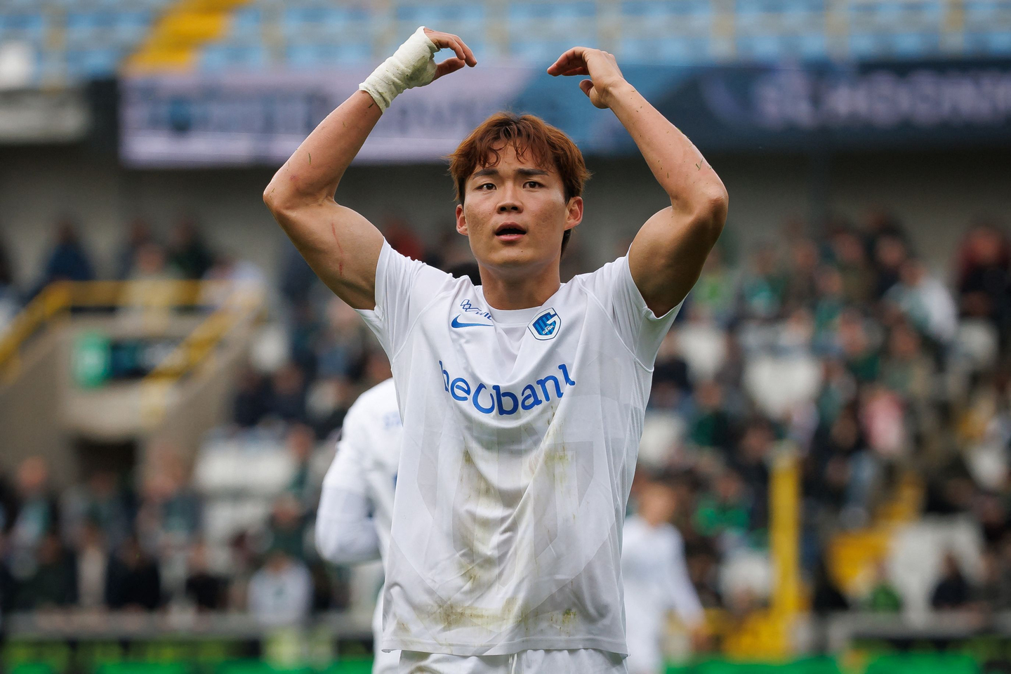 KRC Genk forward Oh Hyeon-gyu celebrates during a Belgian Pro League match against Cercle Bruges KSV at the Jan Breydel Stadium in Bruges, Belgium, on Oct. 19. [AFP/YONHAP] 