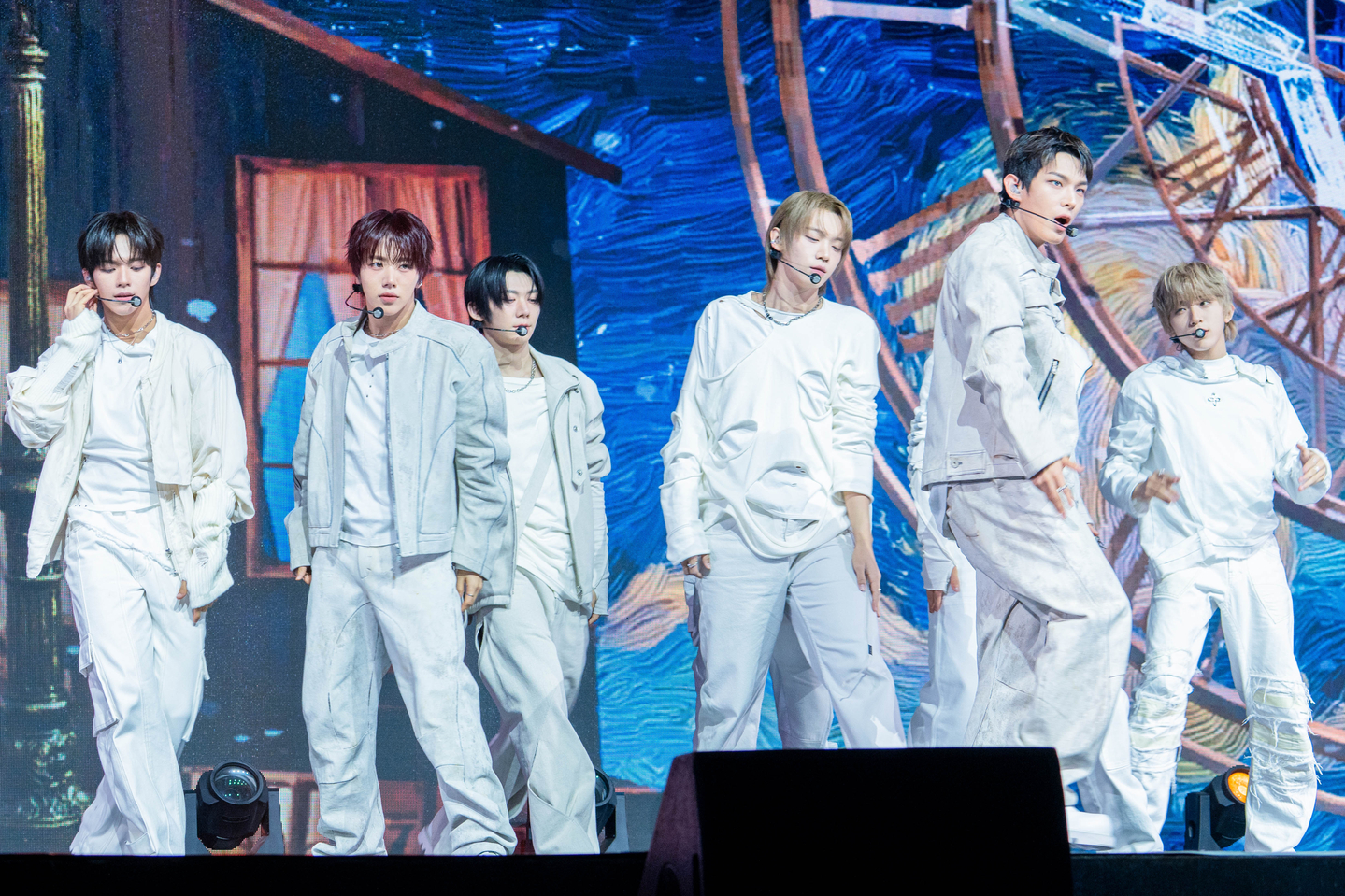 Boy band AHOF performs ″Pinocchio,″ the lead track for its second EP, ″The Passage,″ at Yes24 Live Hall in eastern Seoul on Nov. 4. [DANIELA GONZALEZ PEREZ]